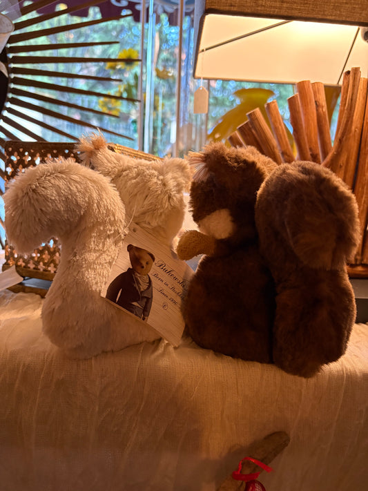 Scoiattoli di Peluche Bukowski