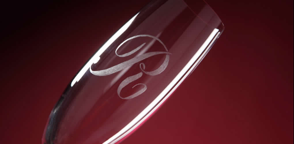 Bicchiere inciso a mano